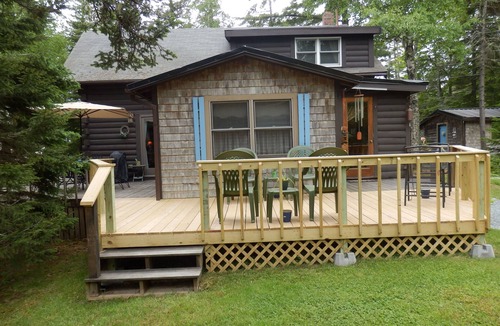 Southwest Harbor Cabin | Log cabin in the best town on Mt. Desert Island
