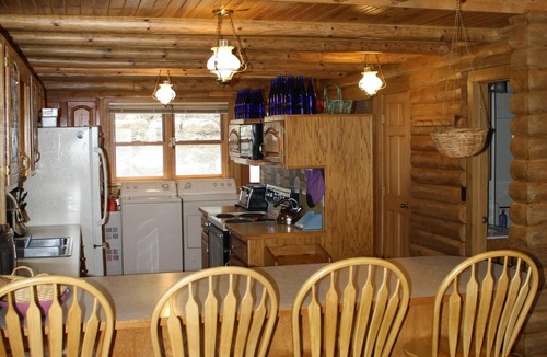 Hadley House | Log Home With 172 Feet Of Lake Front And Dock/Saratoga Is 20 Miles Away