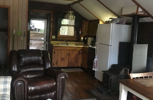 Croghan Cabin | LONG POND CABIN SURROUNDED BY WATER w/Great Sandy Beach