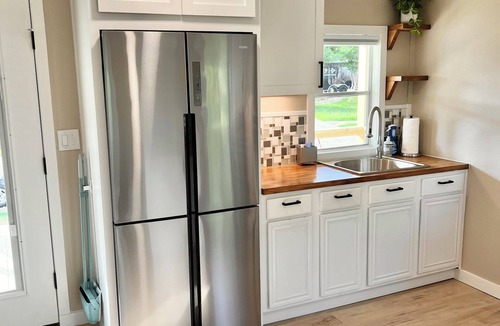 Whitesboro Cabin | Longhorn View Casita in perfect Whitesboro Texas