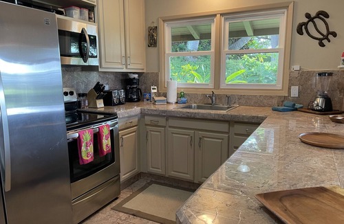Kaanapali Cottage | Lovely and Spacious Cottage with A/C