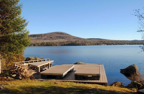 Maidstone House | Lovely Lake House in Maidstone Vermont with Hot Tub