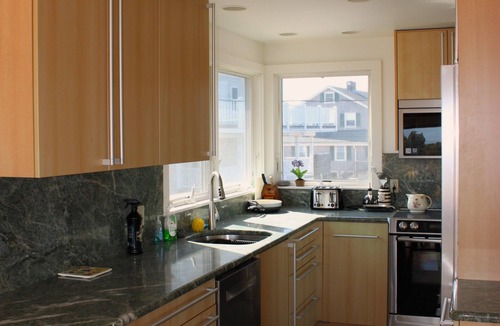 Biddeford Pool House | Low Tide: Oceanfront Bliss BOOK NOW FOR 2026 We have a few weeks open.