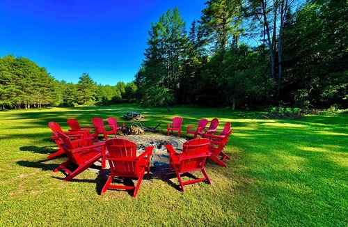 Chestertown Cabin | Lower Chalet, Gore Mountain Skiing, Pool/AC/Woodstove, Cozy Cabin, Loon Lake.