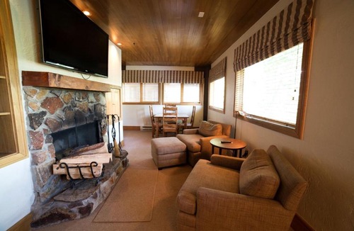 Deer Valley Apartment | Luxurious Apartment Hotel with Cozy Fireplace apartment hotel