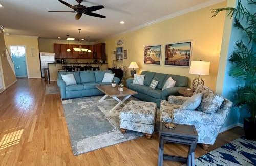 Selbyville House | Luxurious Bayville Shores Home Close to the Beach!
