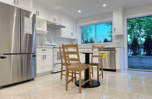 Arbutus Ridge House | Luxurious & Bright 3BD House Near UBC, Beach and DT