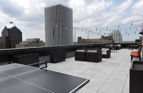 Central Business District Apartment | Luxurious Sibley Square Penthouse Level Apartment