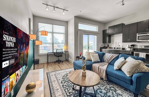 Deep Ellum Apartment | Luxury 1BD | Deep Ellum | Parking | Pool+Gym