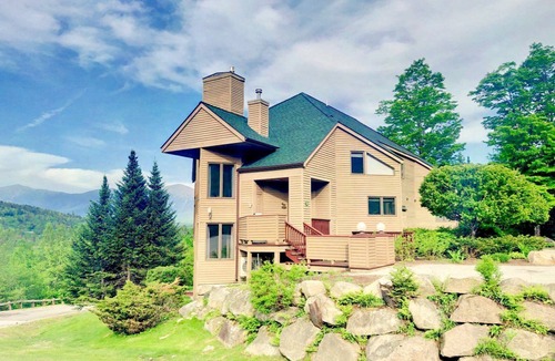 Carroll Cabin | Luxury Cabin Rental near Mt. Washington for a Vacation in New Hampshire