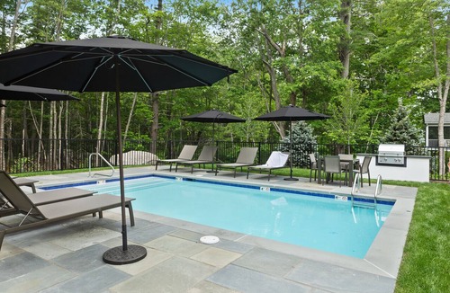 Cape Porpoise Condo | Luxury Coastal Condo in Cape Porpoise – Stylish 2BR Retreat, Pool, Near Beaches!