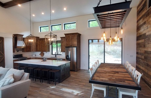 Eden Cabin | Luxury Eden Retreat, Hot Tub, Game Room, Sleeps 16+