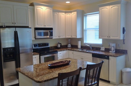 Naples Park Villa | Luxury! Heated Pool House Near Vanderbilt Beach