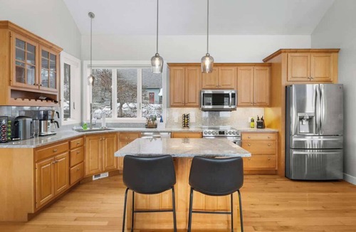 Town of Jerusalem House | Luxury Lake House, Dock, Firepit, Lake Access