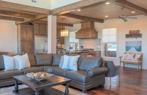 Vinita House | Luxury Lakefront on Grand Lake, Gated Community, Pool, Hot Tub, Boat Dock