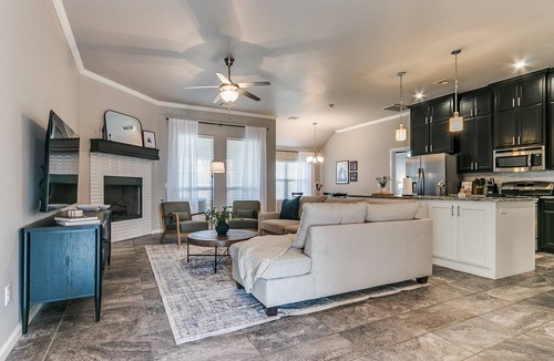 Edmond House | Luxury Living Without the Commitment