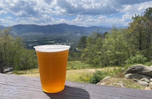 North Conway Condo | Luxury SKI IN/SKI OUT Kearsarge Brook Condo 3 bed, 2 bath at Cranmore Mountain!