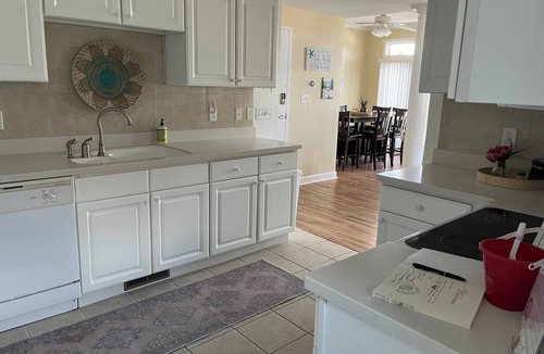 Midtown Ocean City House | Luxury Waterfront Oasis with Pool & Beach Access