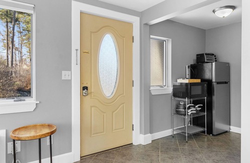 Edgecomb Apartment | Mabel's Maine Studio on the River