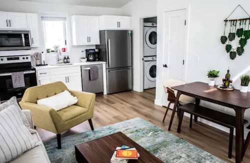 Scarborough Cottage | Maine Escape | 9mi Portland 6mi to Beach
