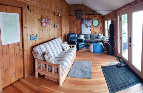 Maidstone Cabin | Majestic Maidstone Lake Property