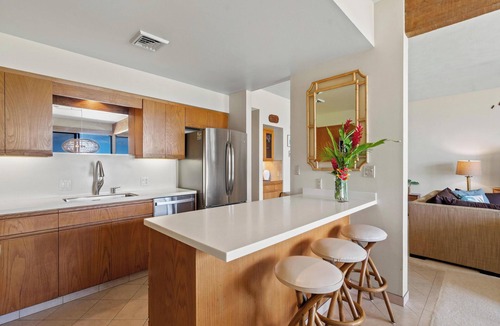 Wailea Condo | Makena Surf - CoralTree Residence Collection
