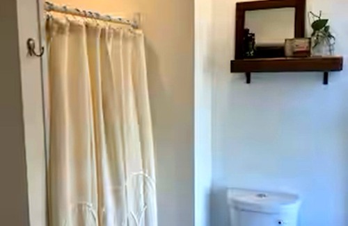 Bridgton House | Manor Suite,cozy newly renovated,downtown & beach