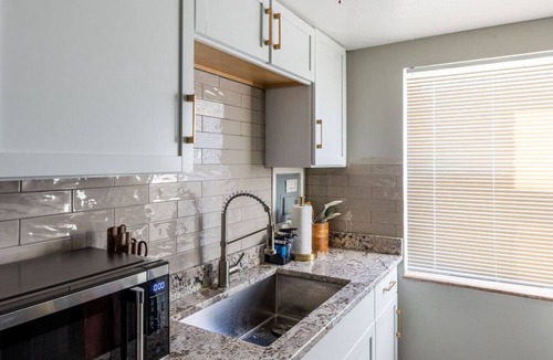 Maple Heights Apartment | Maple Heights Oasis - Libby Unit 5