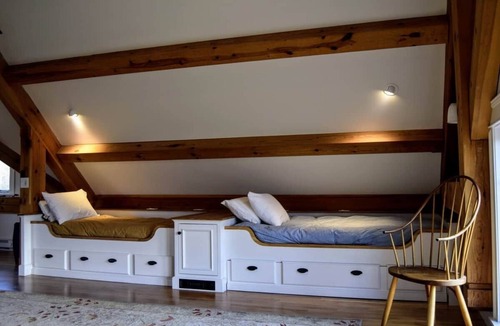 Cumberland Center Bed & Breakfast | Maplewood Bunkroom 6B