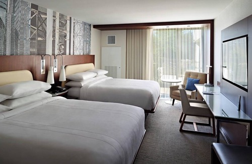 Dayton Hotel | Marriott at the University of Dayton