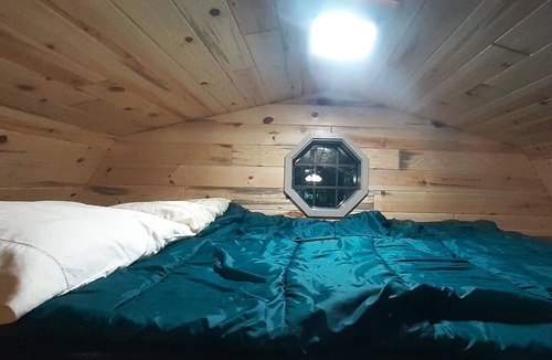 Allenton Cabin | Masters Rustic Retreat