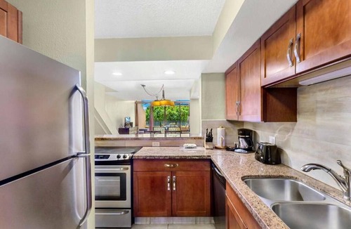 Kahana Resort | Maui Lahaina Condo 2 Bedroom