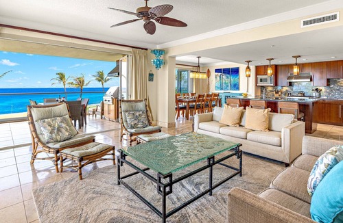 Kaanapali Condo | Maui Resort Rentals Dream Collection: Honua Kai Hokulani 202 – Direct Oceanfront 3BR w/BBQ on Wraparound Balcony