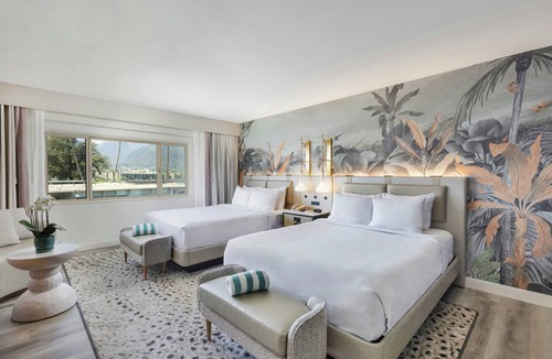 Kahului Hotel | Maui Seaside Hotel