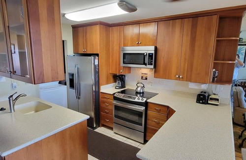 Kihei Condo | Maui Sunset A507 -Top floor1 BR, 2 BA Ocean View Condo