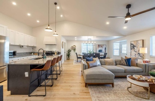 Sandy House | Meeting Place | Hot Tub, Theater Room, Mini Golf, Foosball