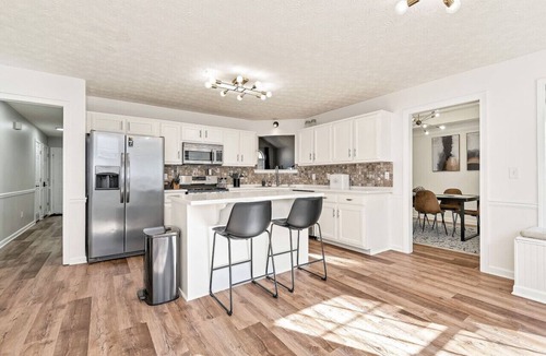 Lawrenceville Apartment | Metro Atlanta Getaway