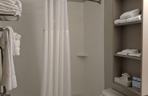 Clarion Hotel | Microtel Inn & Suites by Wyndham Clarion