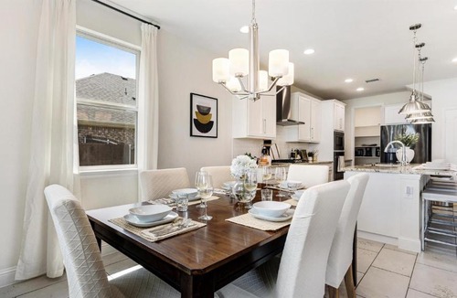 Royse City House | Mid-Stay Relocation Office, Fast WI-FI Family ready 30 Stay