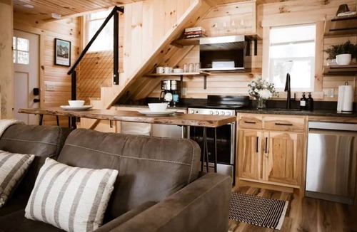 Rockbridge Apartment | Middlefork Ridge Entire Property