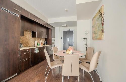 Willowdale Apartment | Modern 2Bd 2Ba Skyscraper Free parking