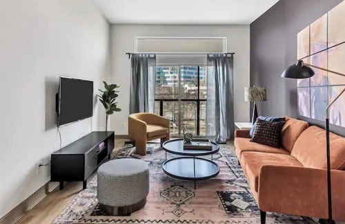Deep Ellum Apartment | Modern 2BR CozySuites w/ pool, gym, parking! #07