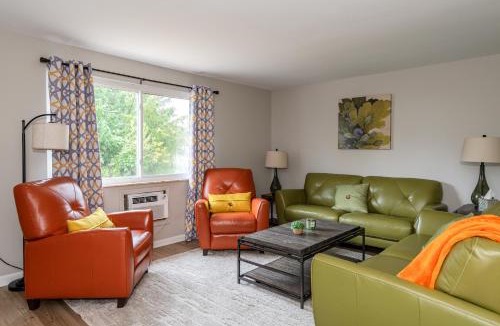 Kettering Apartment | Modern 2BR Gem Steps to The Greene UD & WPAFB