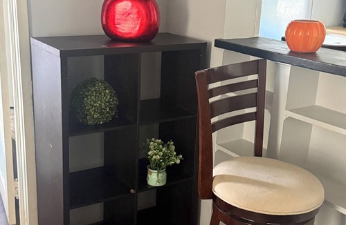 Albright Apartment | Modern 2BR in the Heart of Elmwood Village