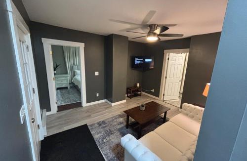 Lewiston Apartment | Modern 2BR Near CMMC and downtown