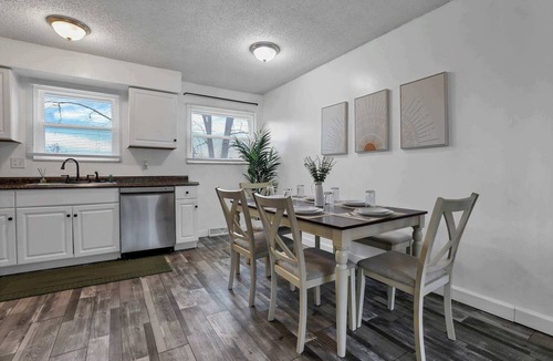 Columbus House | Modern 4BR Retreat Fenced Yard Near Easton