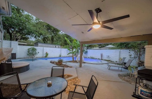 Dallas House | Modern 5BR w/Pool, Cinema & Game Room