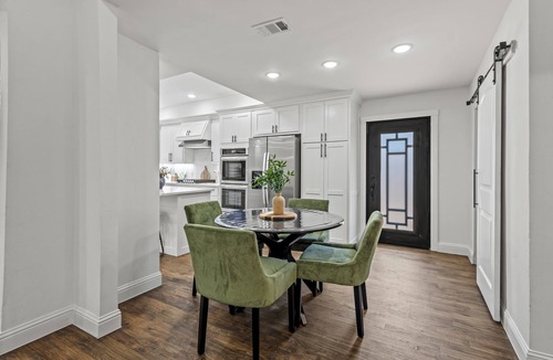 Lake Highlands House | Modern and Spacious - 4 Bedroom, 3.5 Bath, PLUS Office in Dallas