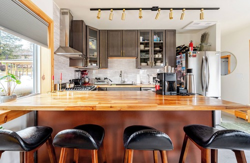 Alpine Cabin | Modern Cabin with Home Theater & Grand Piano near Watkins Glen