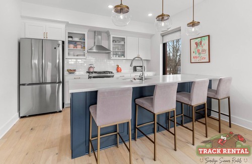 Saratoga Springs Condo | Modern condo in the heart of Saratoga Springs.